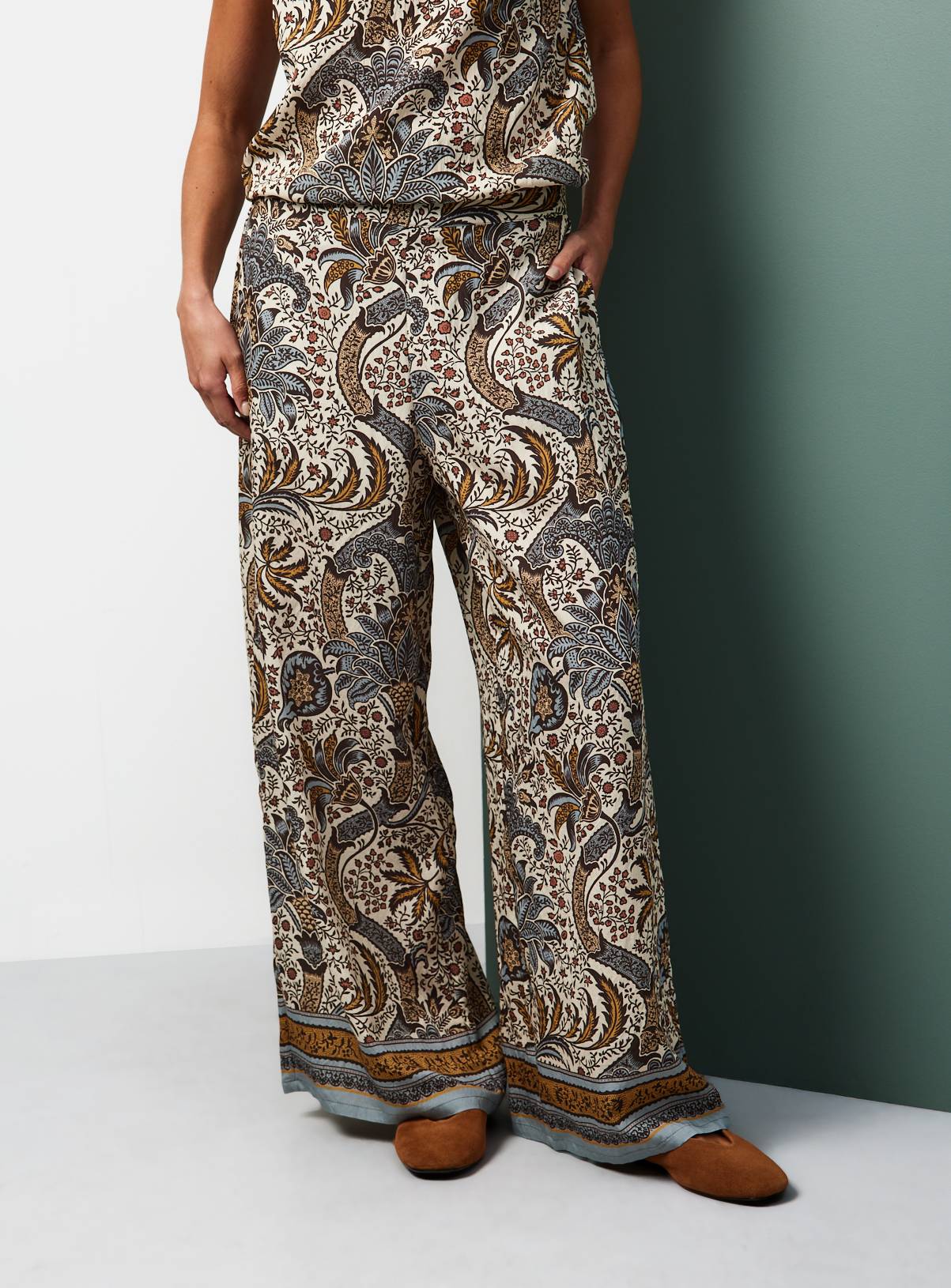 Tu x Morris & Co. Paisley Print Scarf Border Wide Leg Trousers 8 - Image 1